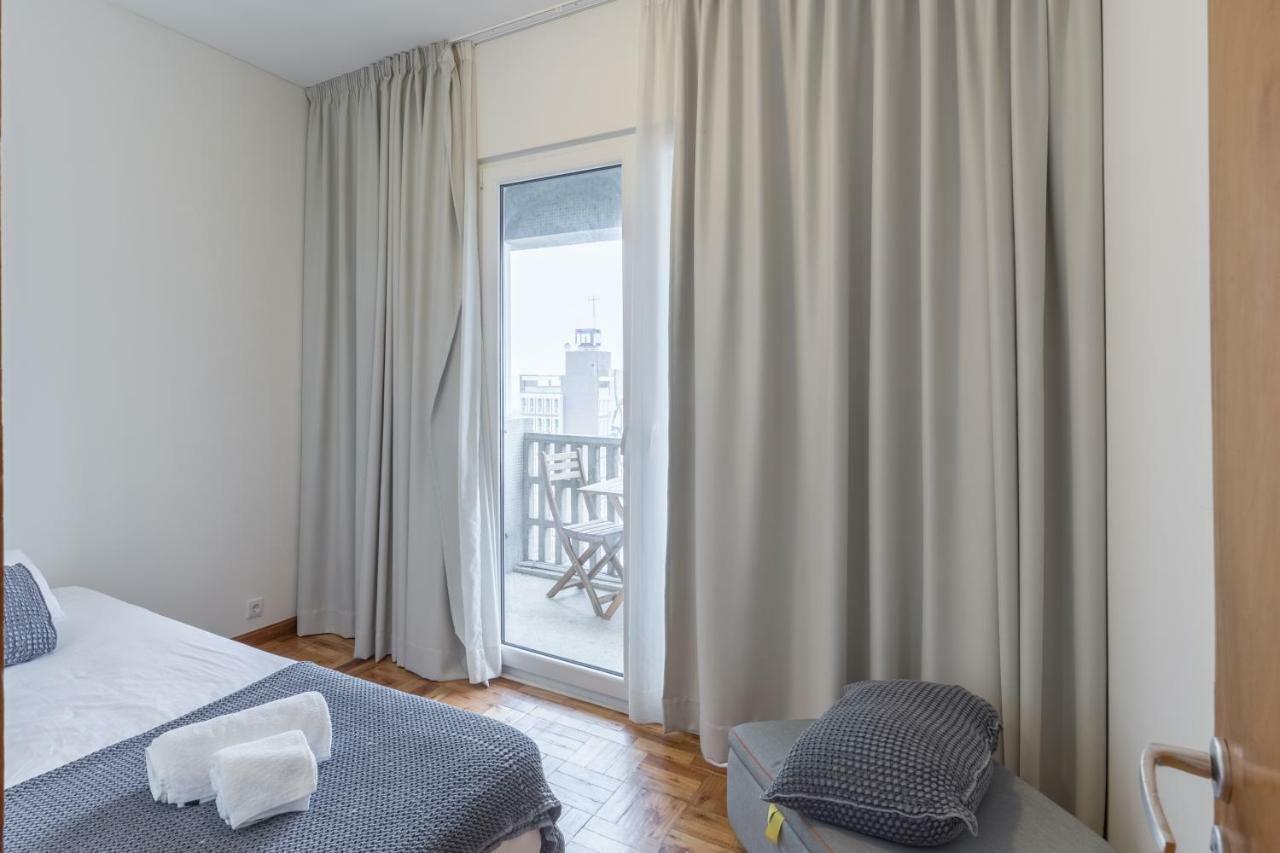 Best - Trindade Tower Порто Екстериор снимка